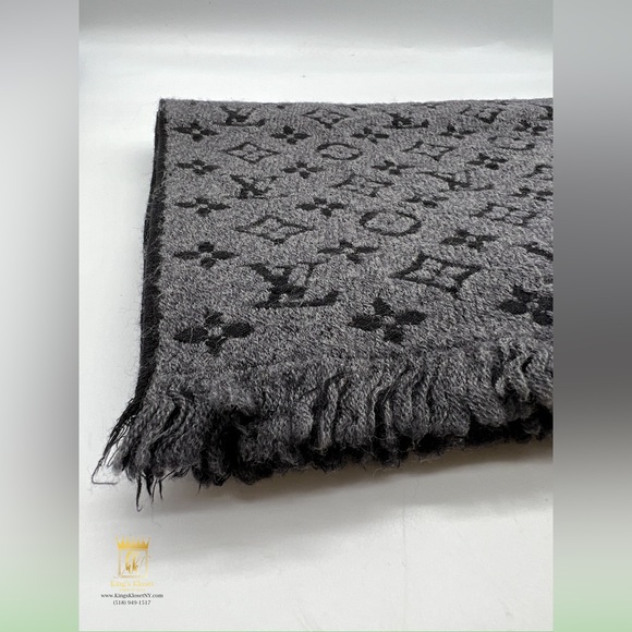 Louis Vuitton wool scarf - Picture 3 of 6